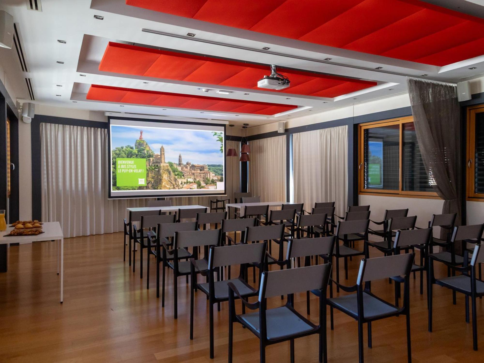 فندق Ibis Styles Le Puy En Velay المظهر الخارجي الصورة