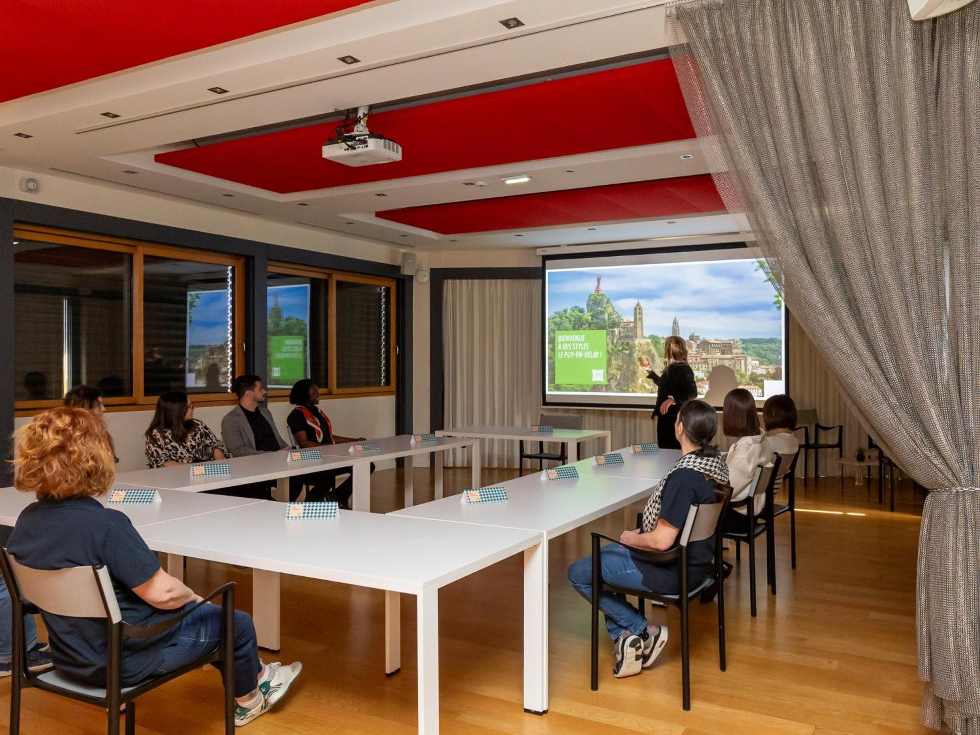 فندق Ibis Styles Le Puy En Velay المظهر الخارجي الصورة