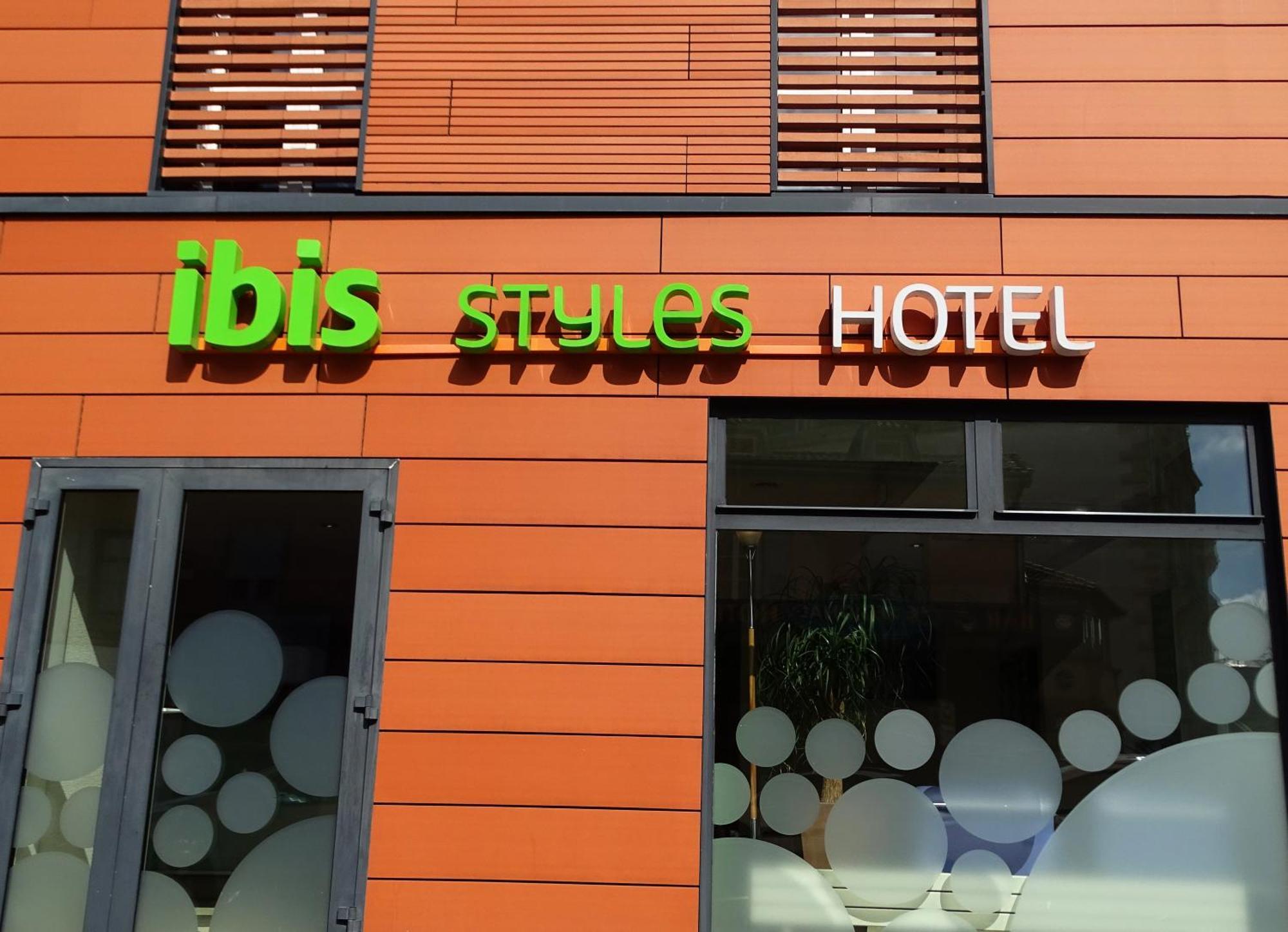 فندق Ibis Styles Le Puy En Velay المظهر الخارجي الصورة